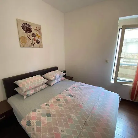 Dragan Apartment Budva