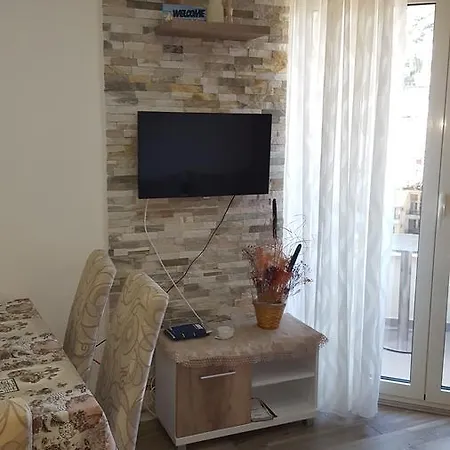 Apartment Dragan